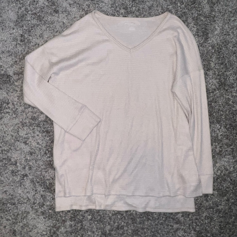 American Eagle Outfitters Cream V-Neck Waffle Sweater Relaxed Fit
